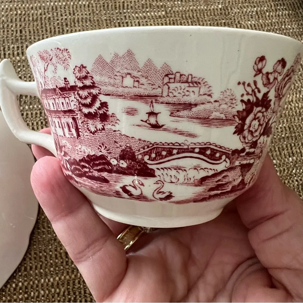 Tonquin Royal Staffordshire tea cup by Clarice Cliff made in England vintage
